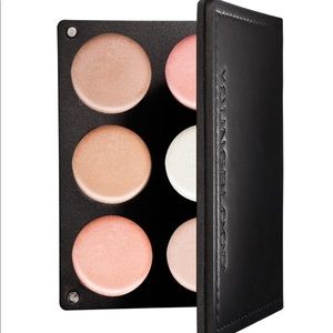 Youngblood illuminate pallet